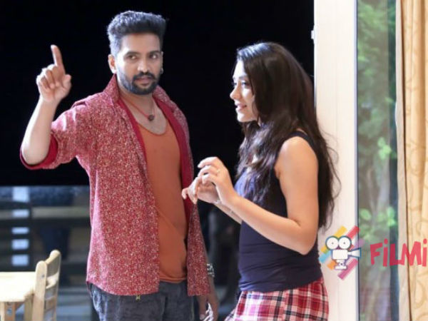 Dhillukku Dhuddu Review Dhillukku Dhuddu Review
