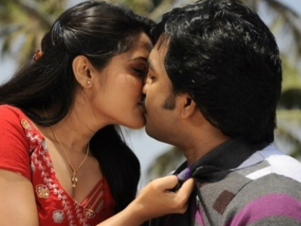 Aarambame Attakasam Review Aarambame Attakasam Review