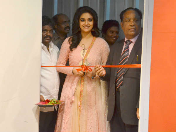 Keerthi Suresh launches AP Sridhar's Silicon Statue museum Keerthi Suresh launches AP Sridhar's Silicon Statue museum
