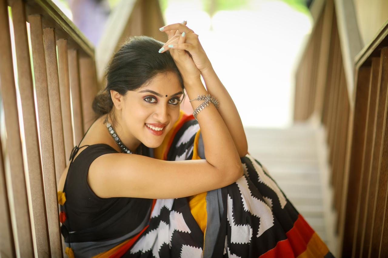 தன்யா பாலகிருஷ்ண Photos & Images # 15146 - Filmibeat Tamil