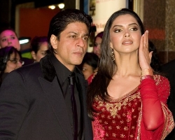 Shahrukhan with Deepika padukone Shahrukhan with Deepika padukone