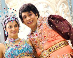 Vadivelu with Teetha Vadivelu with Teetha