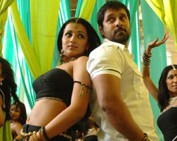Vikram with Trisha Vikram with Trisha