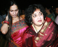 Latharajini with Soundarya Latharajini with Soundarya
