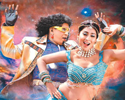 Vadivel with Shreya Vadivel with Shreya