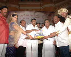 Alagiri and Namitha Alagiri and Namitha