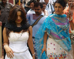 Meera Jasmine with Reemasen Meera Jasmine with Reemasen