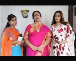 Uma Riyaz with Nalini in Super Sundari Uma Riyaz with Nalini in Super Sundari