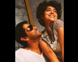 Vikaram with Shreya Vikaram with Shreya