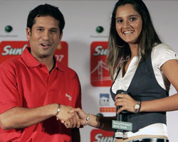 Sachin Tendulkar with Sania Mirza Sachin Tendulkar with Sania Mirza