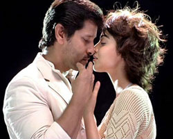 Vikram with Shreya Vikram with Shreya