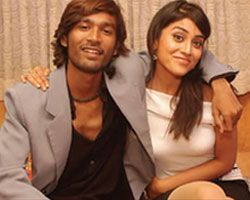 Shreya with Dhanush Shreya with Dhanush