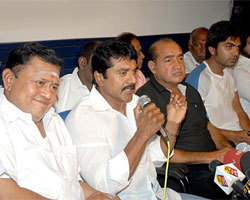 Radharavi, Sarathkumar, Vijaykumar, and Simbhu Radharavi, Sarathkumar, Vijaykumar, and Simbhu