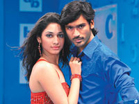 Dhanush with Tamanna in Padikkathavan Dhanush with Tamanna in Padikkathavan