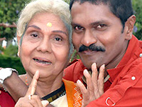Vinodraj with Leelavathi Vinodraj with Leelavathi