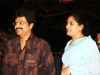 Vivek with Wife Vivek with Wife