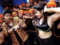 Adidhi with Sundar C Adidhi with Sundar C