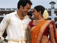 Prithviraj with Priyamani in Ninaithaale Inikkum Prithviraj with Priyamani in Ninaithaale Inikkum