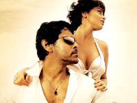 Vikram with Shreya Saran in Kandasamy Vikram with Shreya Saran in Kandasamy
