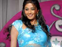 Priyamani Priyamani