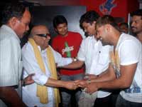 CM Greets Arya CM Greets Arya