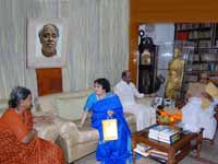 Rajini invites CM Karunanidhi Rajini invites CM Karunanidhi