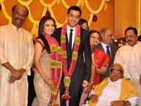 Karunanidhi blesses Soundarya - Ashwin Karunanidhi blesses Soundarya - Ashwin