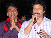 Actor Prashanth campigns for DMK Actor Prashanth campigns for DMK