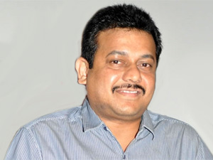 Hansraj Saxena Hansraj Saxena