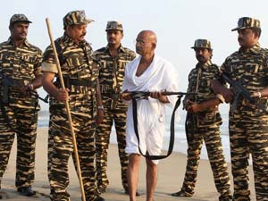'Mahathma' special screen for Hazare 'Mahathma' special screen for Hazare