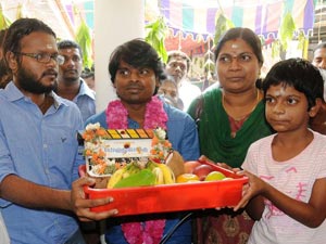 Pozhudhu Pokku - Movie Launch Pozhudhu Pokku - Movie Launch