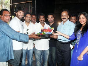 Arya, Santhanam, Anjali and Hansika in Settai Arya, Santhanam, Anjali and Hansika in Settai