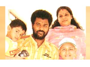 Prabhu deva with his family Prabhu deva with his family