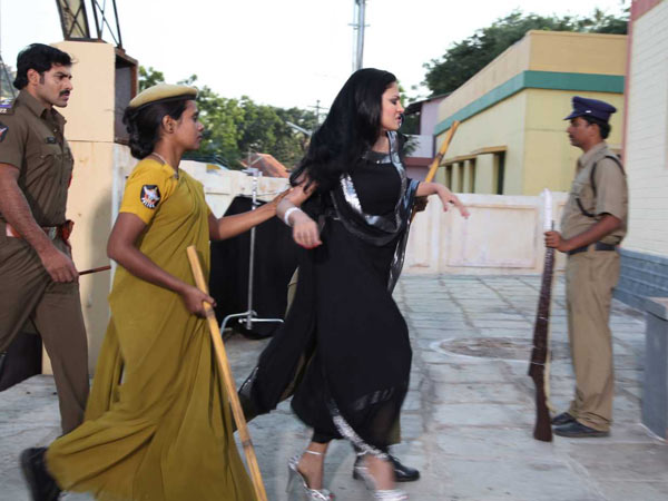 அனுபவம் புதுமை