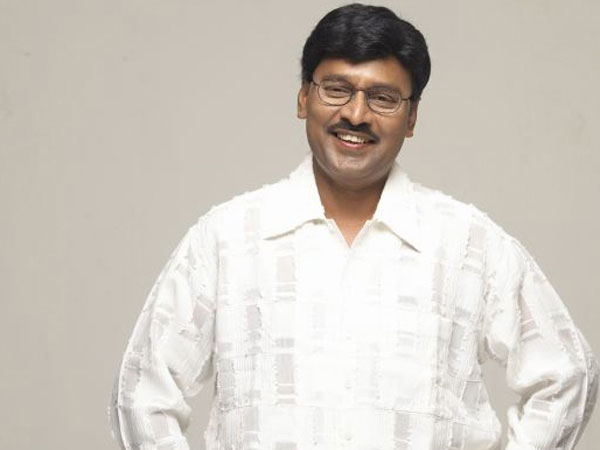 வெள்ளிவிழா இயக்குநர்...