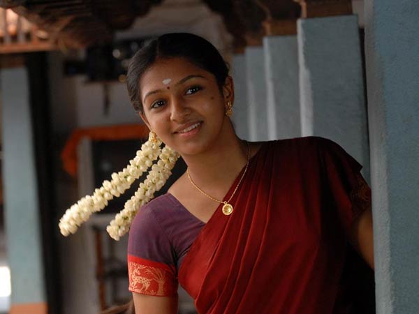 லட்சுமி மேனன்