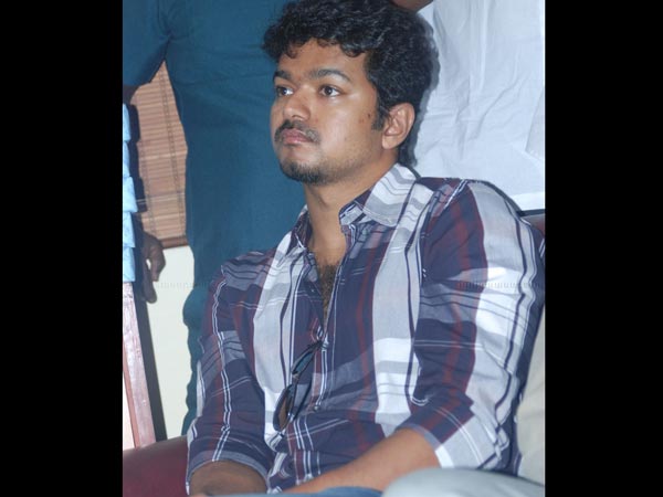 தலைவன் - தங்கமகன்