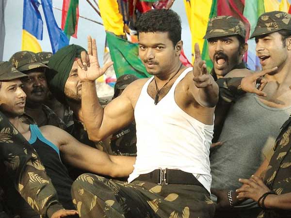 இப்போ... ஹிஹி... துப்பாக்கி!!