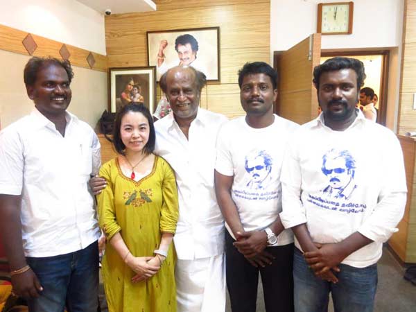 ஜப்பான் ரசிகர்கள்..