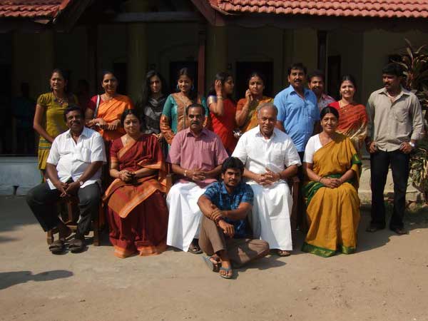 சமூகத்தை பாதிக்கும் தொடர்கள்