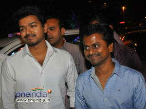 Murugadoss sends a SMS: Vijay attends Vathikuchi audio launch Murugadoss sends a SMS: Vijay attends Vathikuchi audio launch
