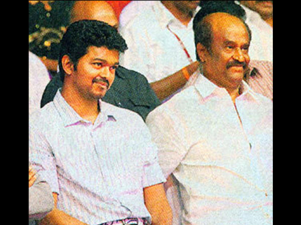 பெட்ரூமில் ரஜினிகாந்த் போட்டோ