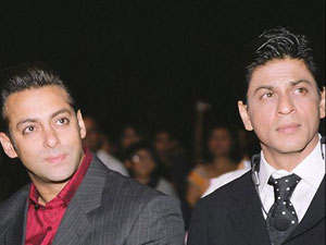 Salman Khan-Shah Rukh Khan rivalry: A new level altogether? Salman Khan-Shah Rukh Khan rivalry: A new level altogether?