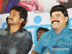 Clash between Power star and Vijay fans Clash between Power star and Vijay fans