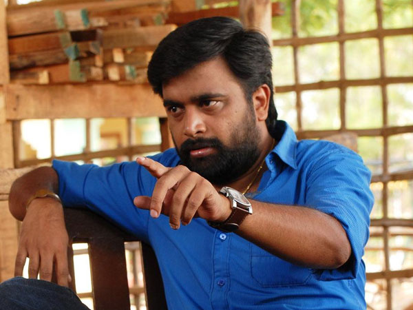 சமூக வலைத்தளங்களில்
