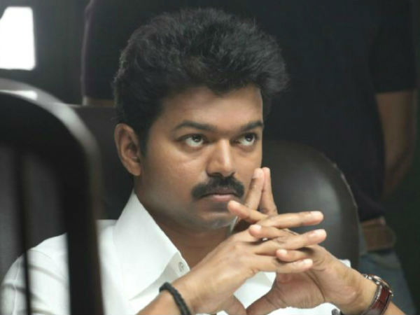 சீரியஸாக இருக்கும் விஜய்