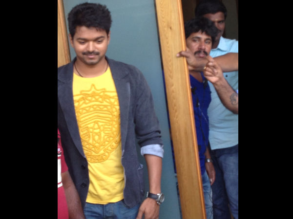 ஈஸ்டர் அன்று ஹாரிஸ் பார்க்கில் தலைவா குழு