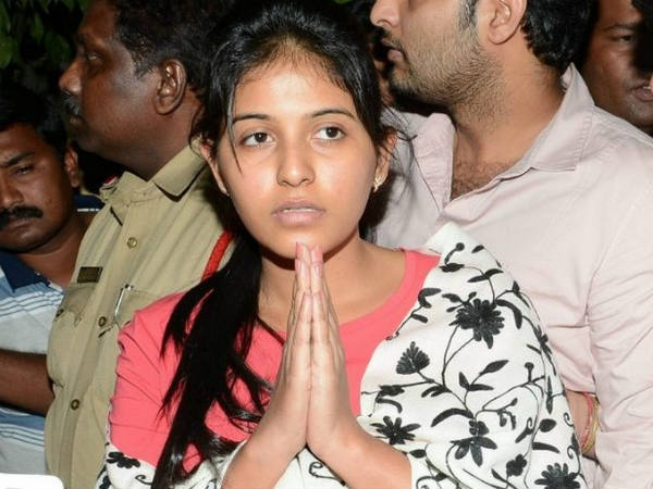 Anjali meets the press Anjali meets the press