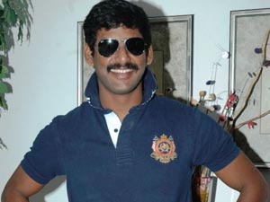 I never try to insult Rajini sir, says Vishal I never try to insult Rajini sir, says Vishal