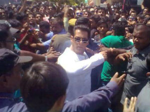 Fefsi deadlock: Salman Khan's film 'Mental' loses Rs 25 crore Fefsi deadlock: Salman Khan's film 'Mental' loses Rs 25 crore